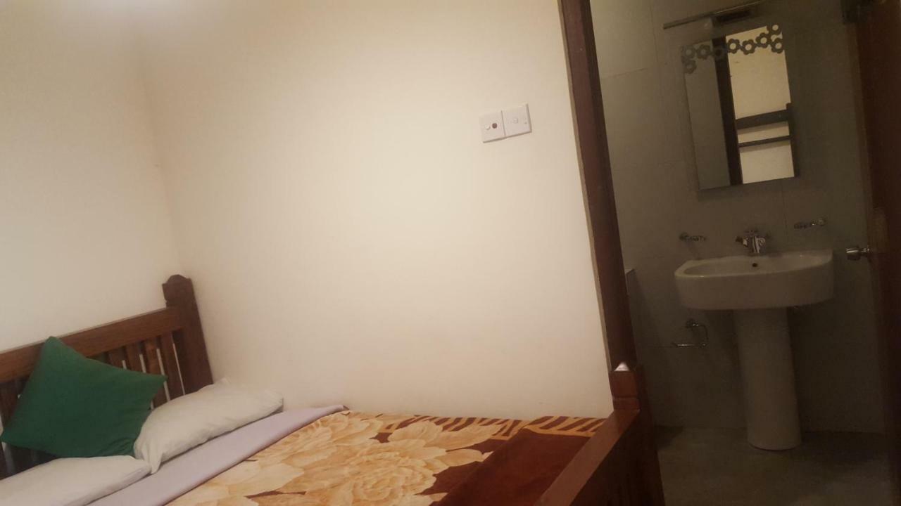 New Tour Inn Nuwara Eliya Extérieur photo